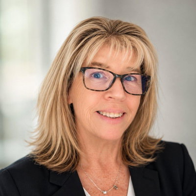 Lisa Hall profile picture